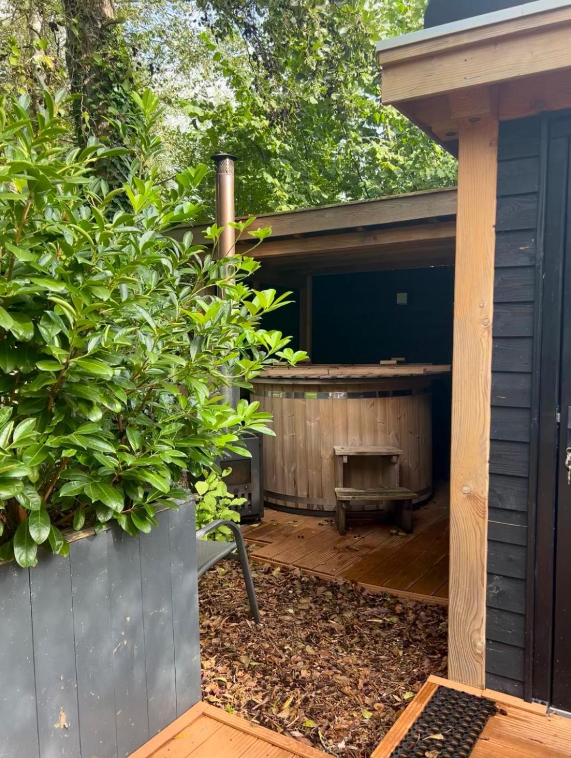 Casa aan de Plas, B&B met hottub en jacuzzi Nieuwkoop Buitenkant foto