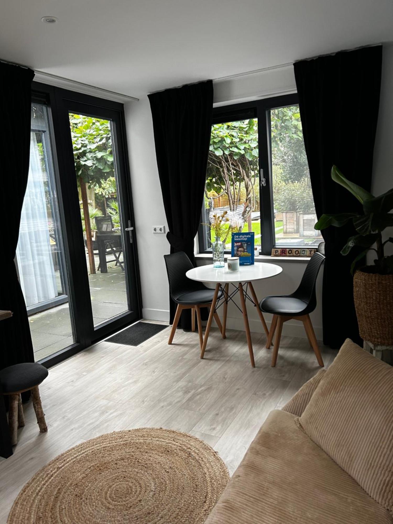 Casa aan de Plas, B&B met hottub en jacuzzi Nieuwkoop Buitenkant foto